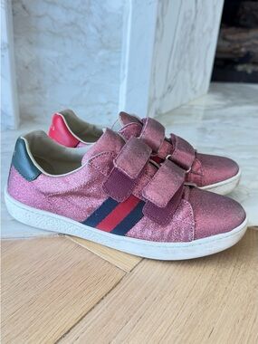 Gucci Pink Glitter Kids Velcro Sneakers with Navy & Red Stripe